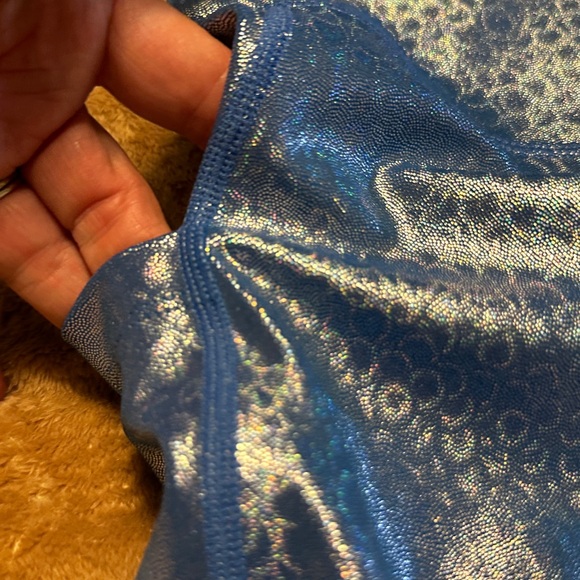 ZYIA Blue Mermaid Metallic Light n Tight hi rise capri 20” 8-10 BNWT - Picture 3 of 6